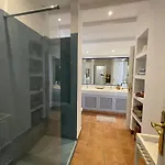 Pura Vida *