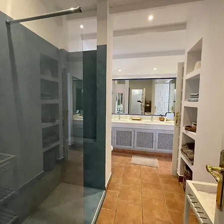 Villa Anouk *